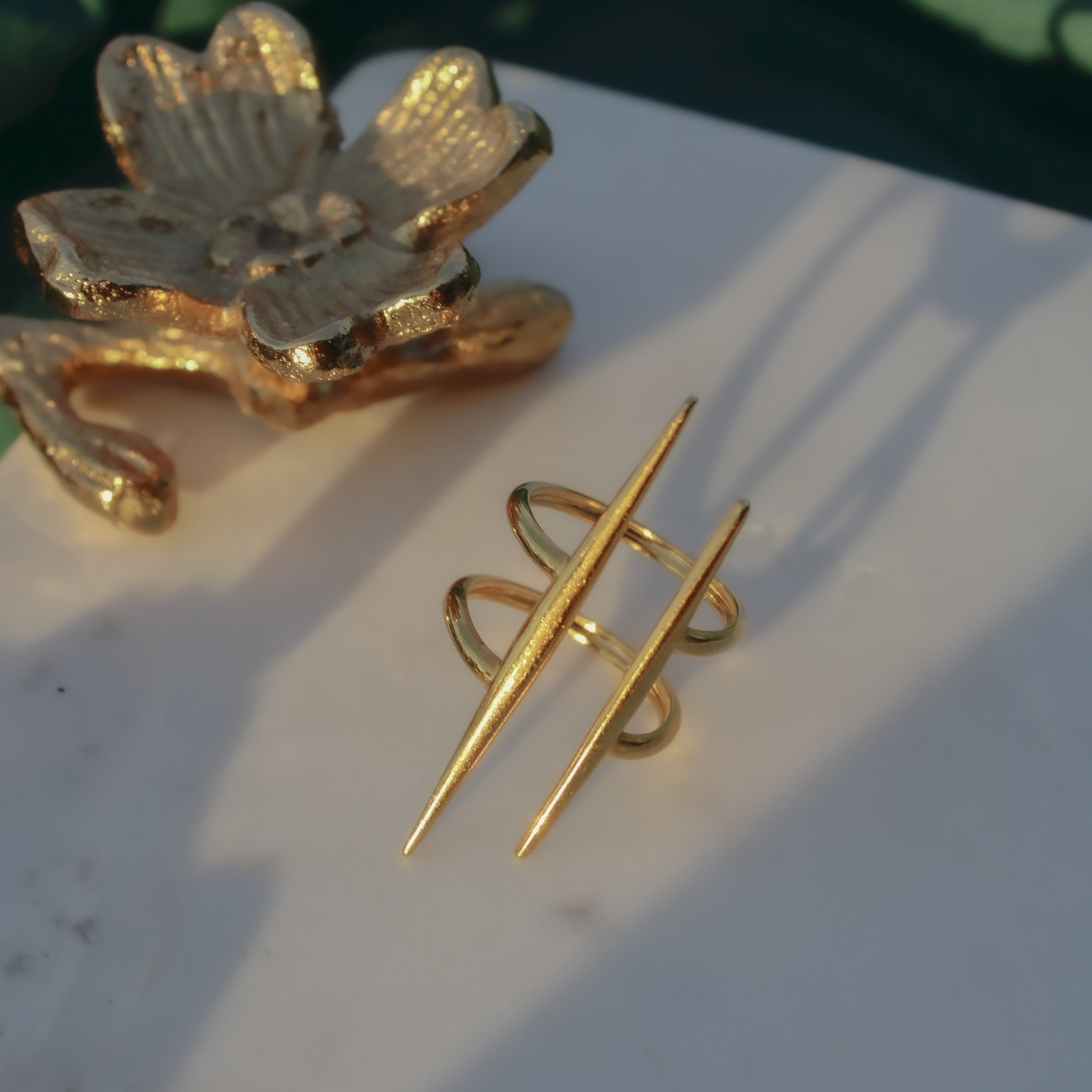Axis Ring